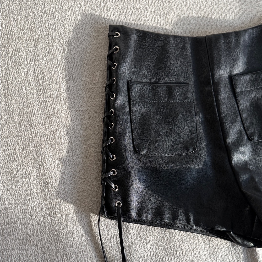 12th Tribe Black Lace-Up Leather Shorts - Picture 3 of 5